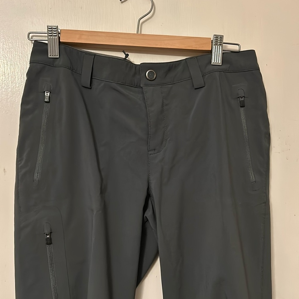 EUC REI Women’s Hiking Pants Gray